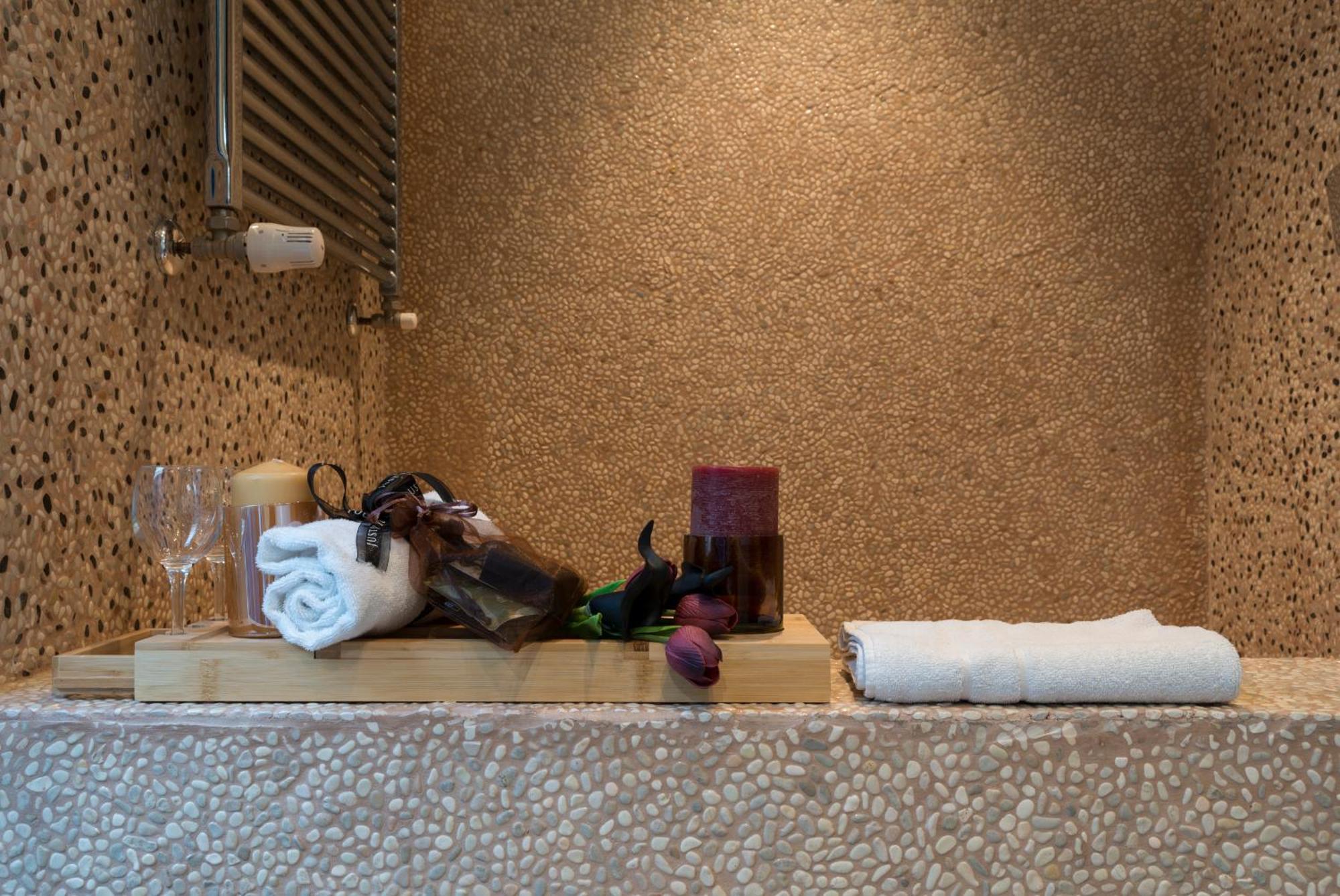 Luxury Piazza Di Spagna Escape With Terrace And Private Spa Рим Екстериор снимка