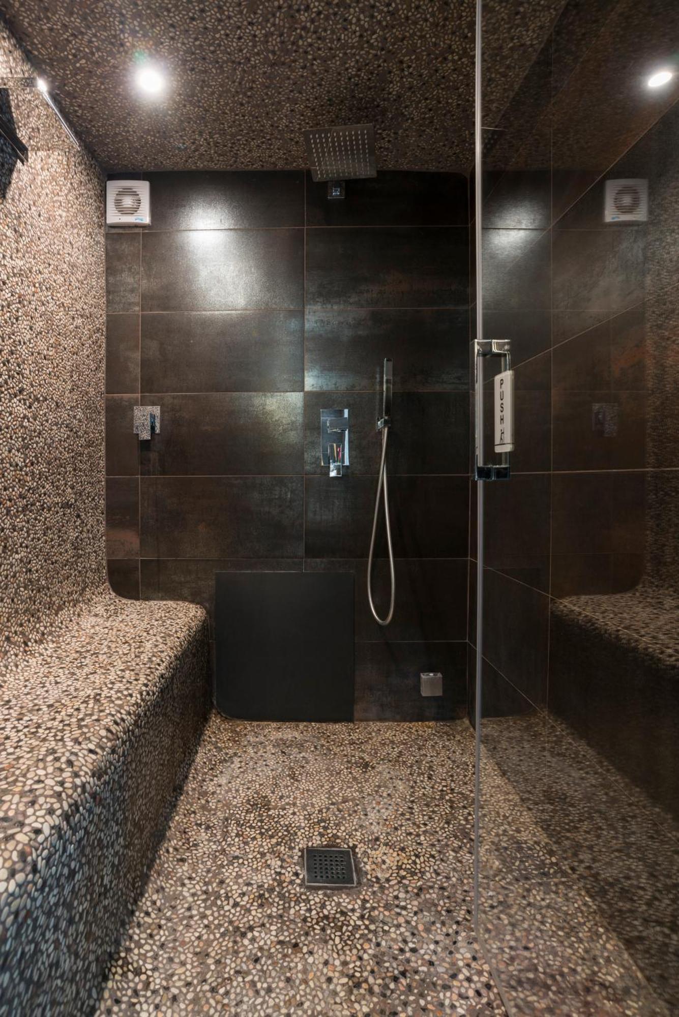 Luxury Piazza Di Spagna Escape With Terrace And Private Spa Рим Екстериор снимка